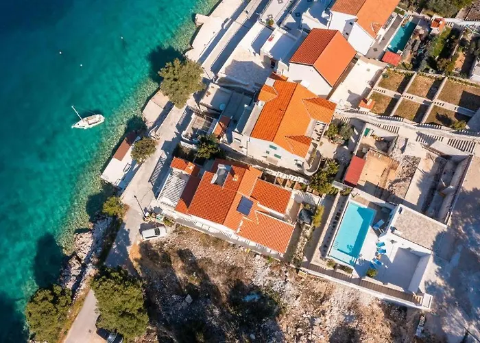 Nensi 别墅 Grebaštica